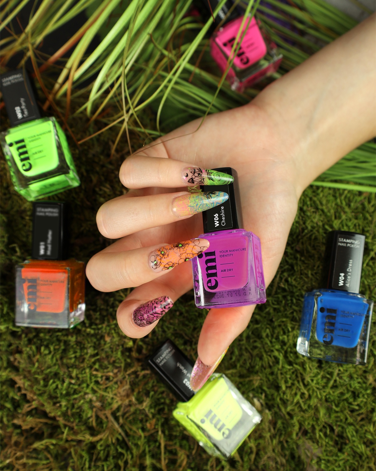 Glow-Dark-Nail-Polish-For-Stamping-Cheshire-W6-9-ml.-Emi-Canada